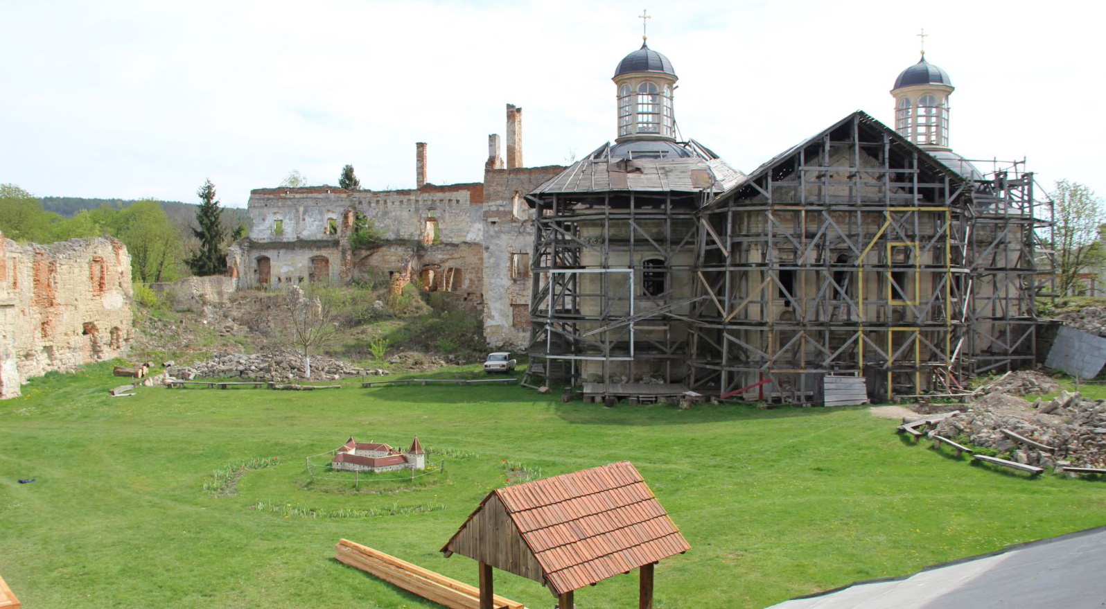 Ось такий вигляд нині має замок Синявських у місті Бережани Тернопільської області